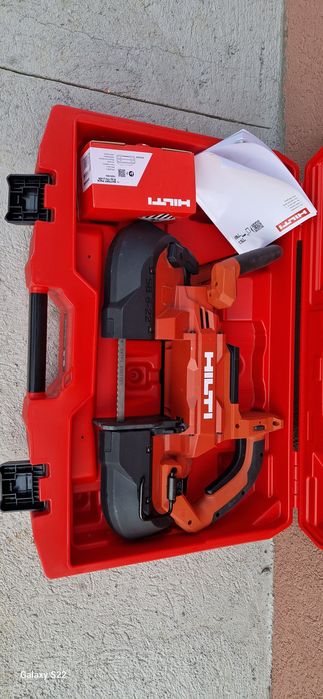 Hilti ferestrau panglica pe acumulator