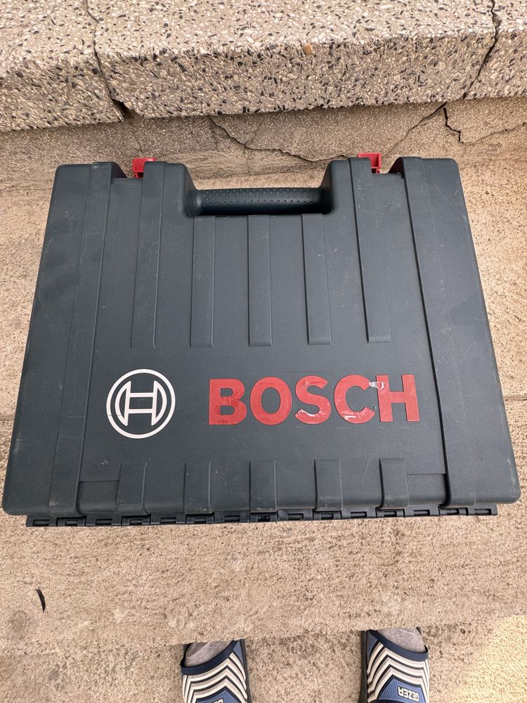 Винтоверт Bosch 18v