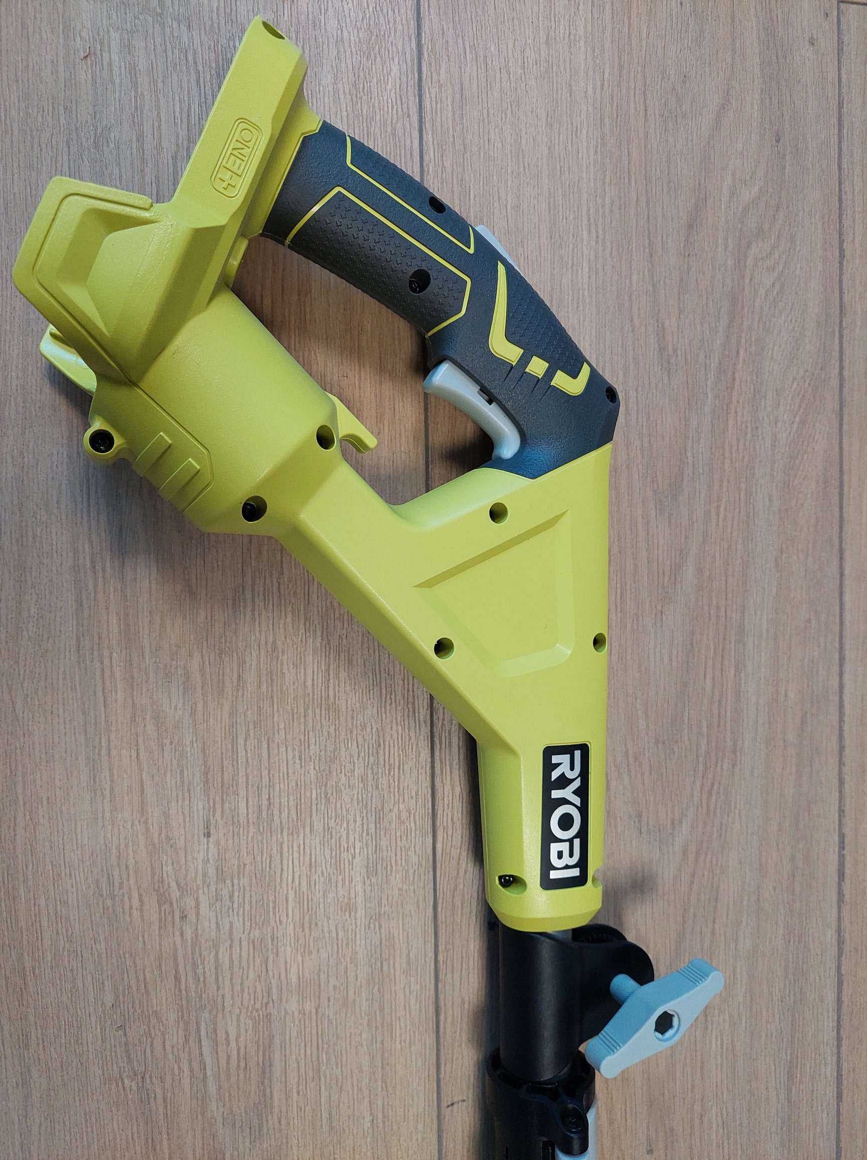 RESIGILAT-Ryobi -Trimmer iarba Hibrid 18V RLT1831H20F