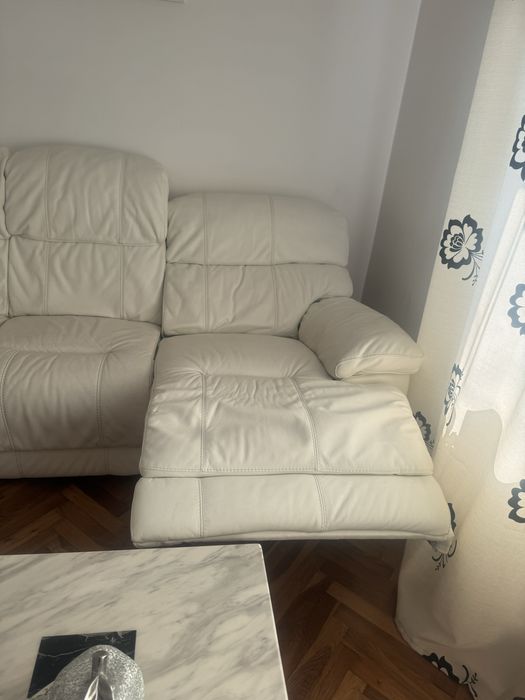 Canapea piele naturala