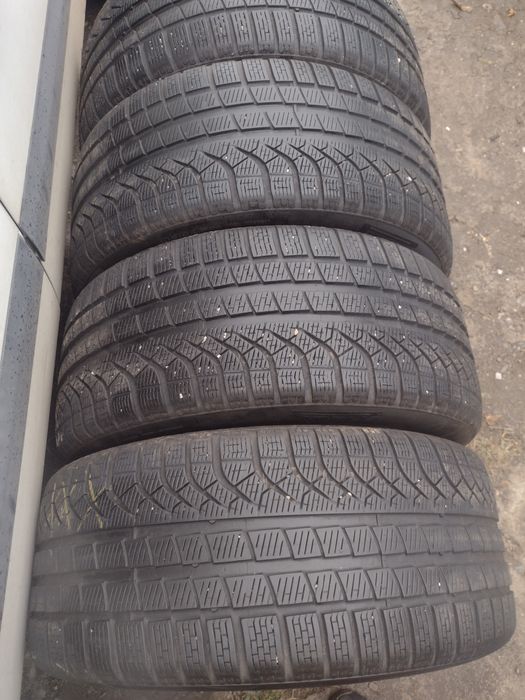 Перфектни 4бр.255/45/19 Pirelli PZW dot1724