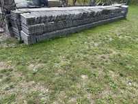 Vand tigla ciment , pret 2,50 lei negociabil