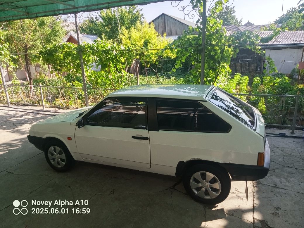 Lada 2108 ideal sotiladi