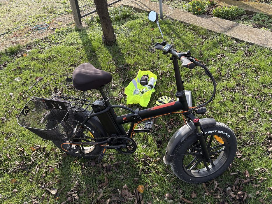 Сгъваем Електрически велосипед 20” с аксесоари.