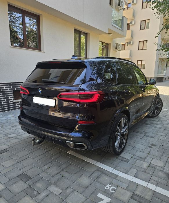 Bmx X5 M Packet _ Distronic _ H & K _ Sky Lounge _ Faruri LASER