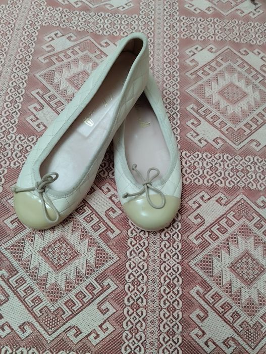 Продам балетки женские