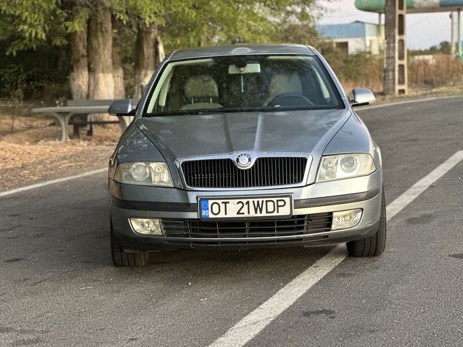 Vând Skoda Ocatvia 2