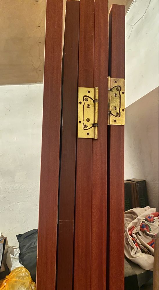 Комнатные деревянные двери