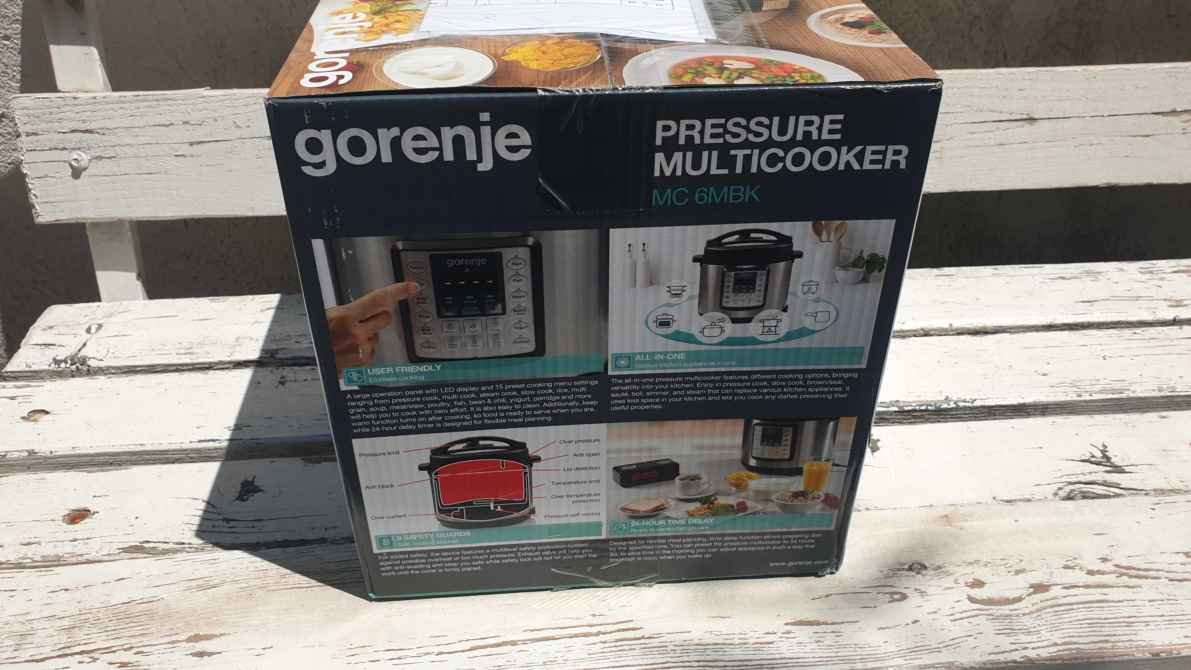 Multicooker Gorenje MC6MBK, 1000 W, 6l, Program gatit sub presiune,NOU