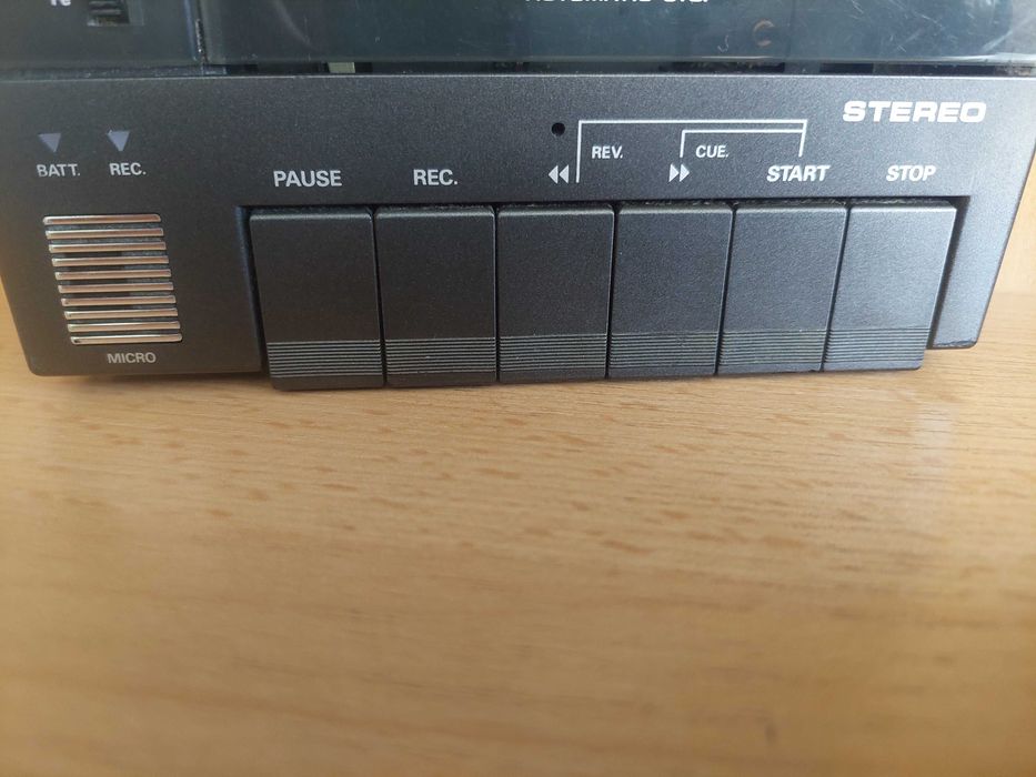 GRUNDIG CR 585 Made in Germani 1982-83г. Топ Състояние 9 от 10