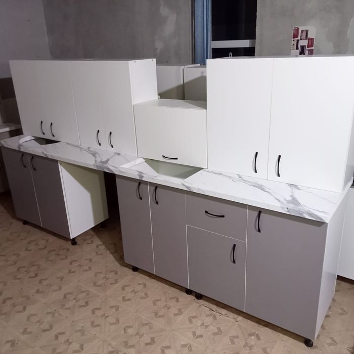 продам кухня новый