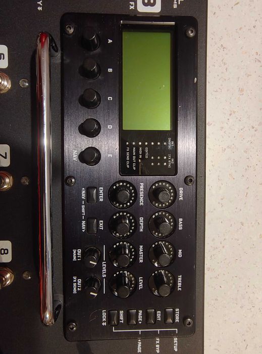 Vand procesor chitara Fractal AX8