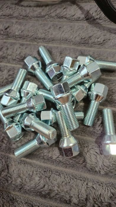 Vand set prezoane noi pentru jante de alisj di tabla!