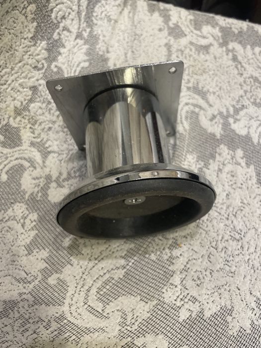 Продаются ножки для дивана