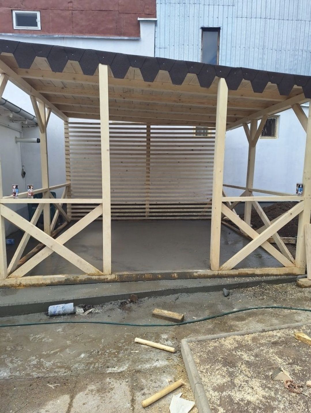 Construim foișoare de grădină sau de curte și terase