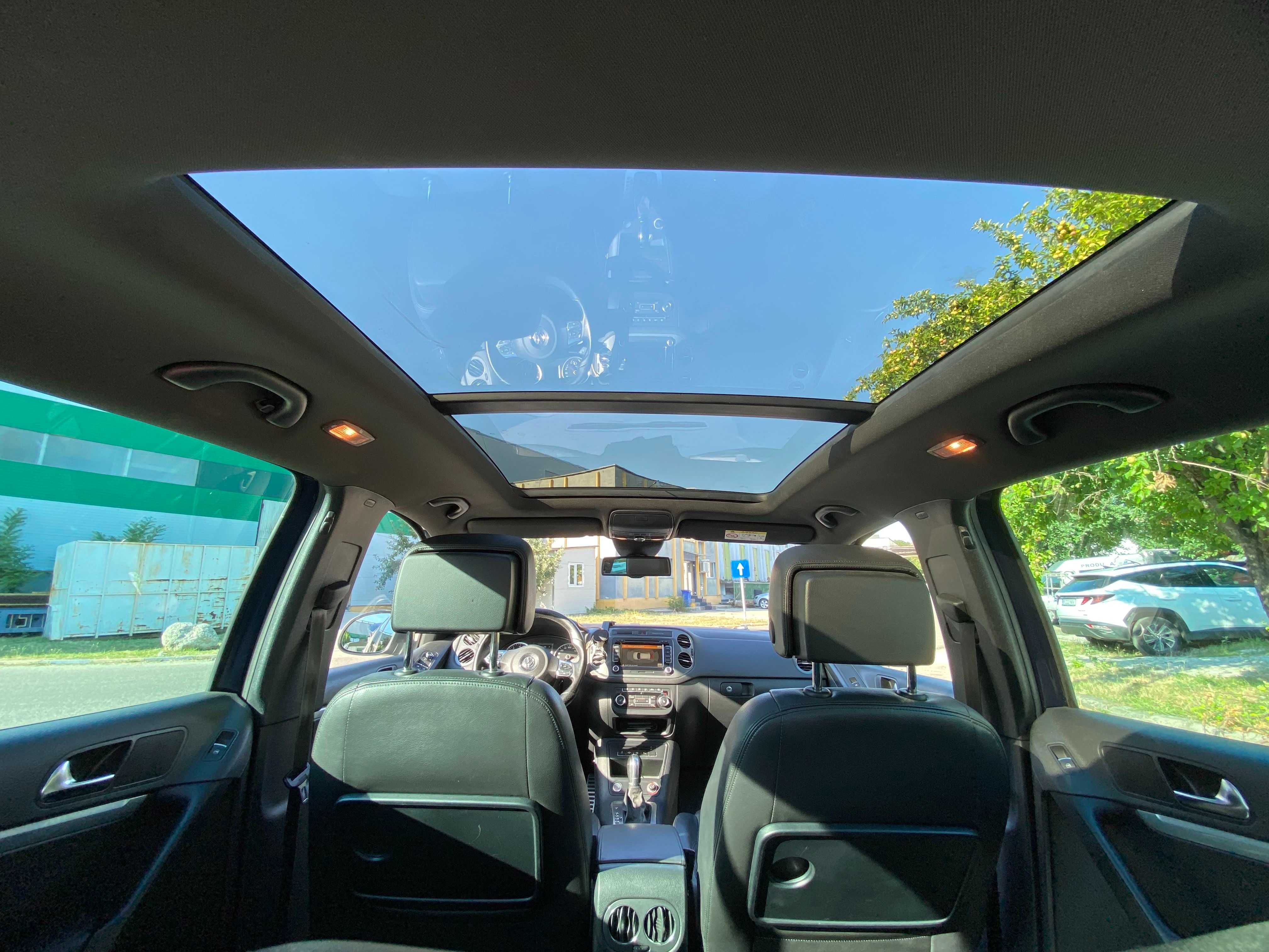 VW Tiguan 2.0 TSI R-Line 4Motion DSG Sport Style