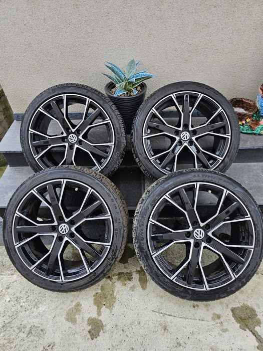 Jante Volkswagen R19 5 x 112 + Cauciucuri vara 235 40 19