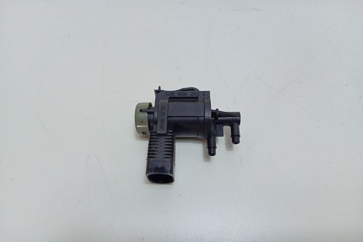 Supapa vacuum 1J0906283C Volkswagen VW Bora prima generatie seria