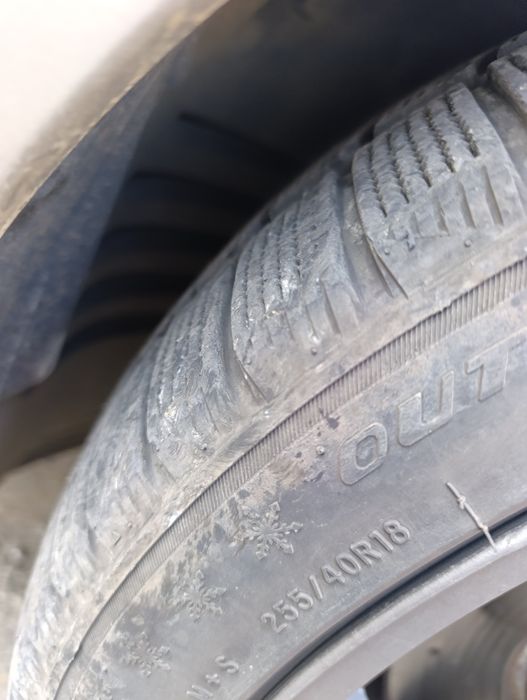 Зимни гуми 3 бр 255/40/18