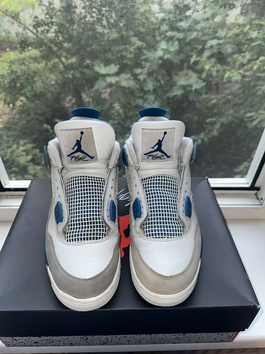 Jordan 4 Military Blue(2024)