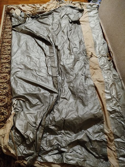 Спальные мешки и палатки советские