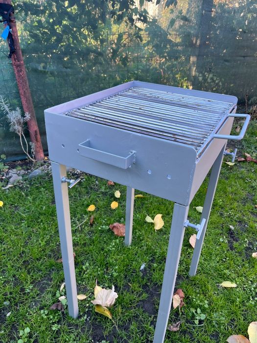 Vând grătar inox 500/400