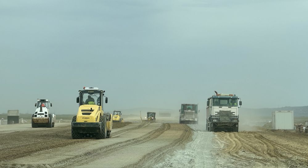 De inchiriat trusa de stabilizare pentru drumuri/autostrazi