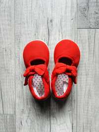 Червени официални бебешки обувки