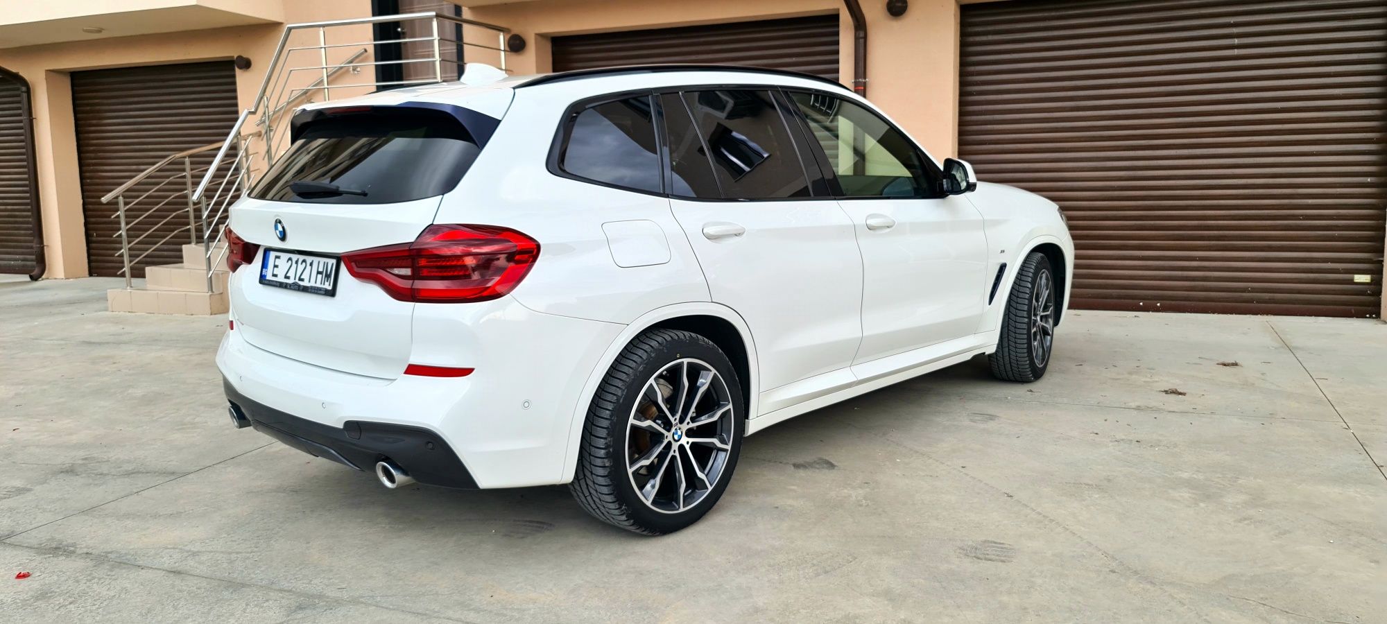 Bmw X3 2.0d/Head up/Panorama/Led/360