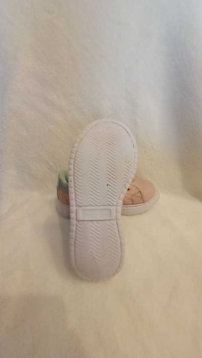 Запазени обувки LC Waikiki за момиче, номер 29