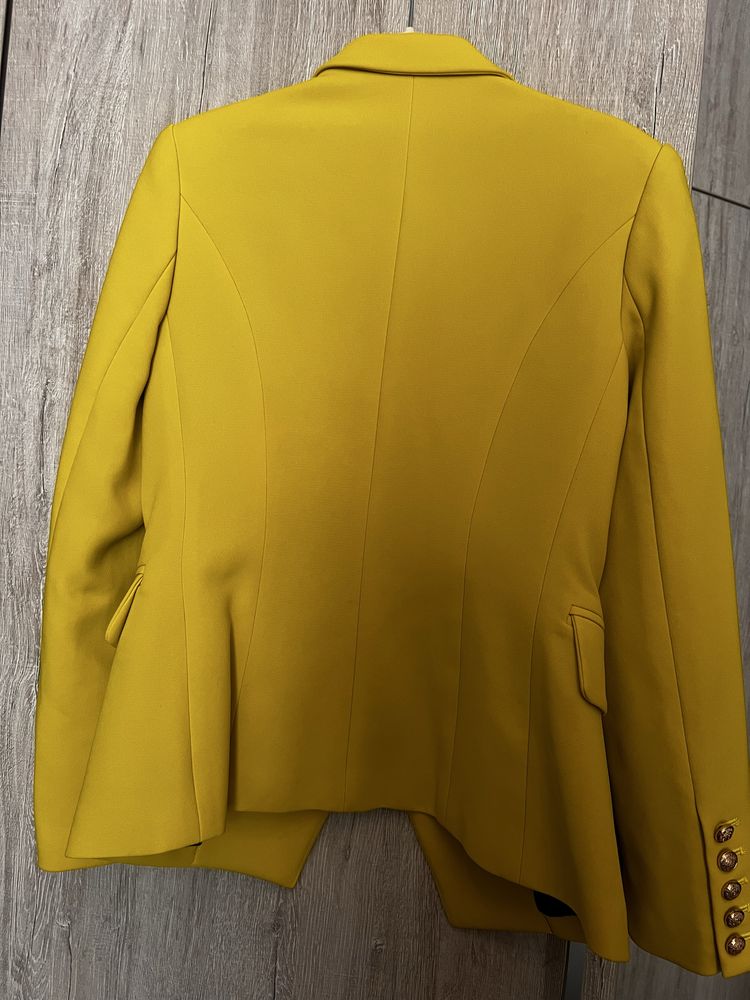 Дамско само на Balmain