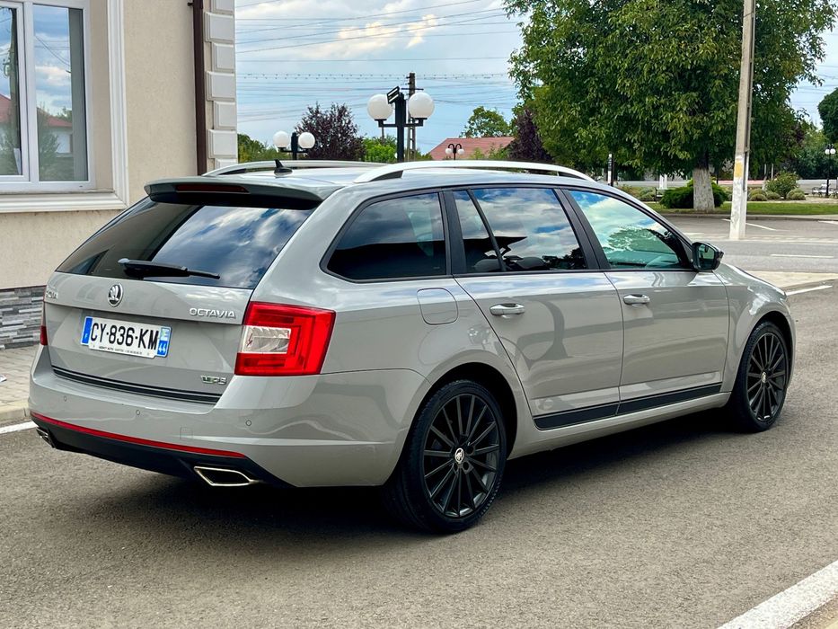 Skoda Octavia VRS an 2014 motor 2.0 diesel 184 cp