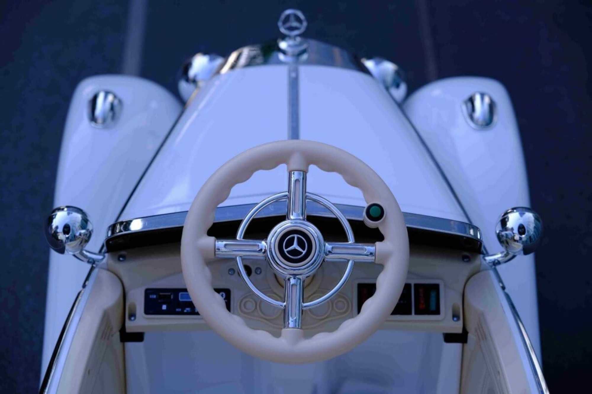Лицензирана Акумулаторна Кола Mercedes Retro Type 540A, 12V/10Ah, 140W
