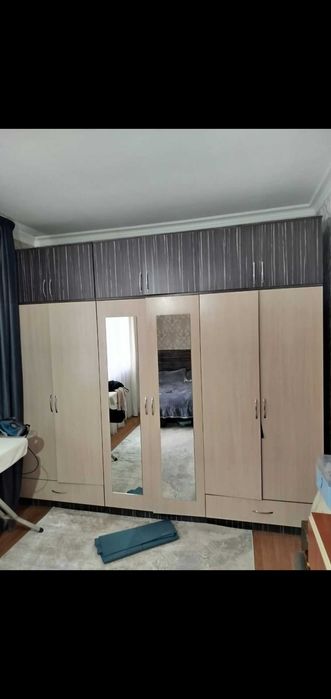 Срочно продам шкаф