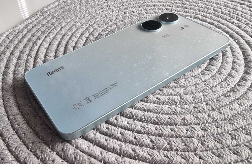 Xiaomi Redmi 13C in stare NOUA, Alb Glaciar, 128 GB, 6 GB RAM