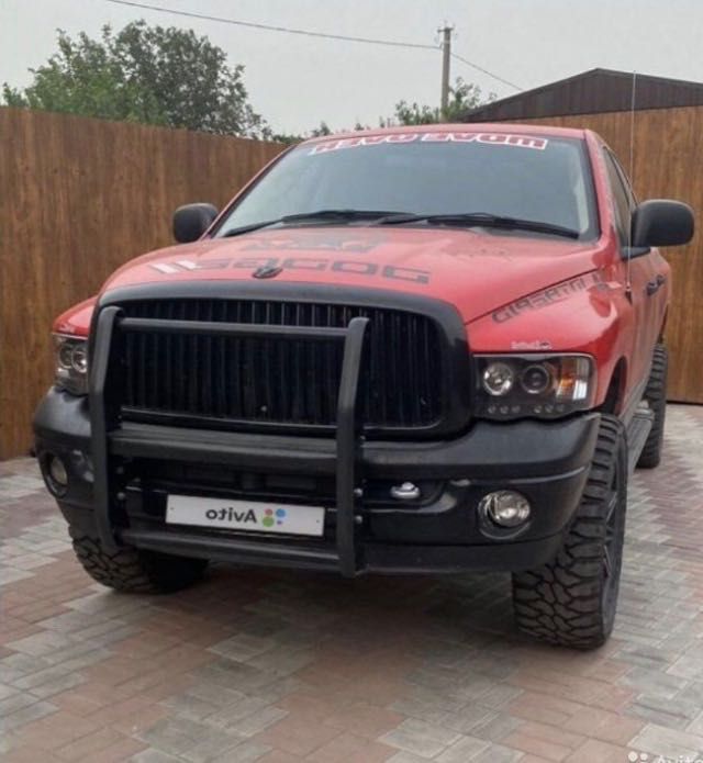 Кенгурятник на Dodge RAM