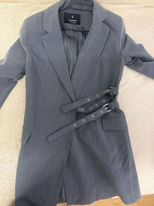 Рокля тип Сако Хс-Stradivarius