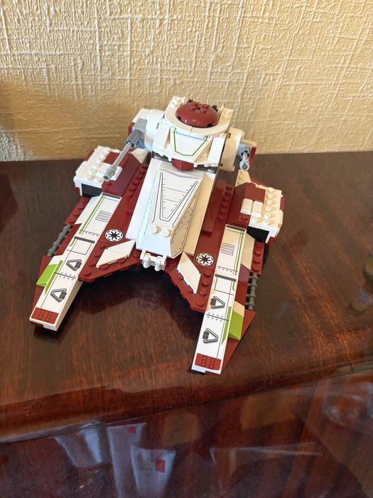 lego star wars 75342 без фигирки!!