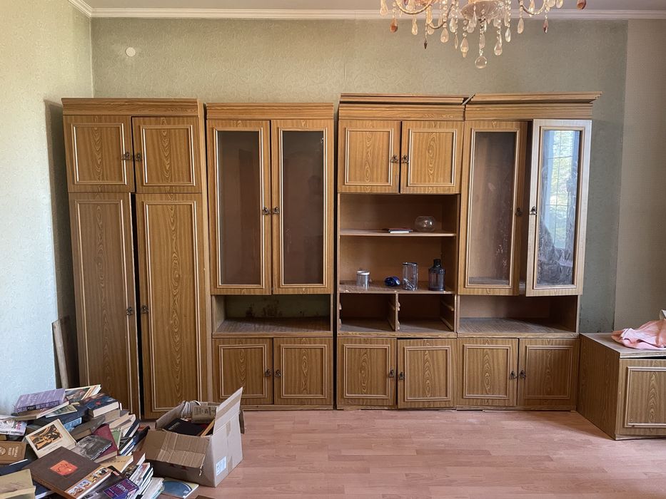 Продам шкафы вче
