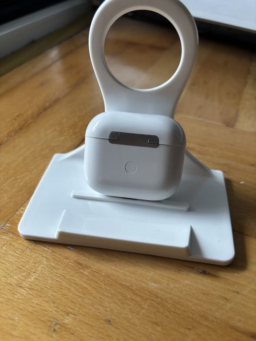 Безжични Слушалки Apple - AirPods 3