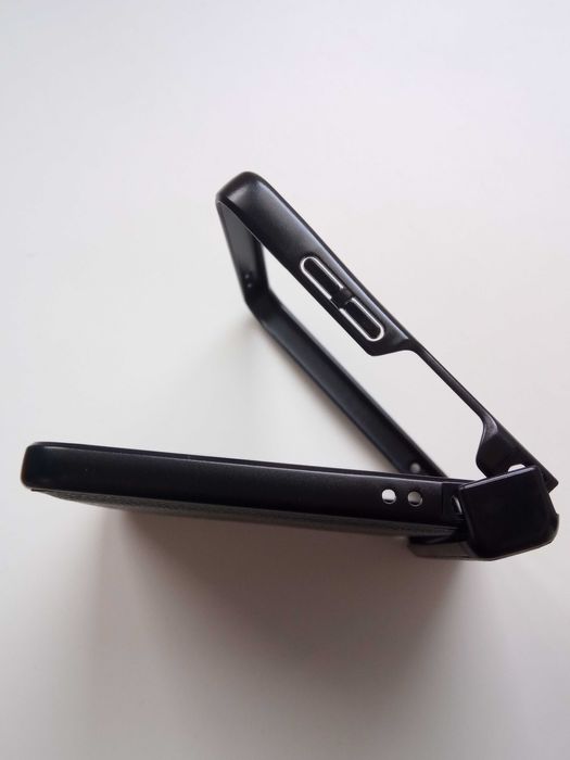 Калъф бизнес Leather за Galaxy Z Flip 7, Z Flip 6, Galaxy Z Flip 7 FE