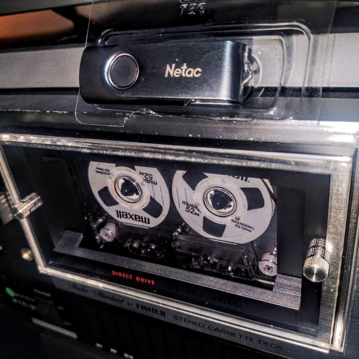 stick muzică 64GB  (Flac) anii 80s , 90s 2000