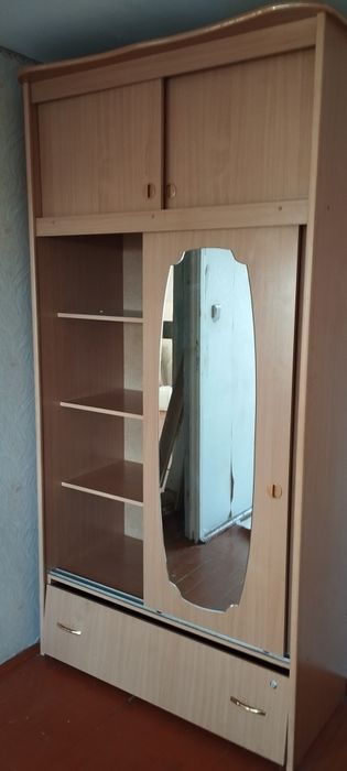 Отдам шкаф бесплатно