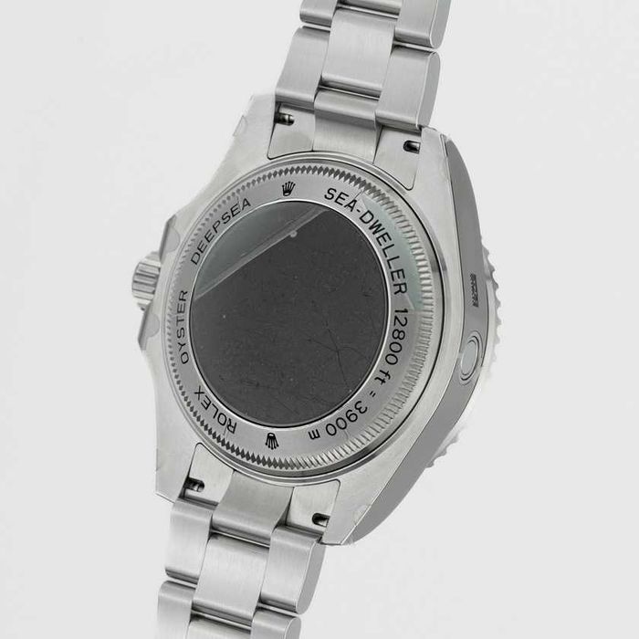 Rolex DEEPSEA Sea-Dweller 116660 "James Cameron" - NOS