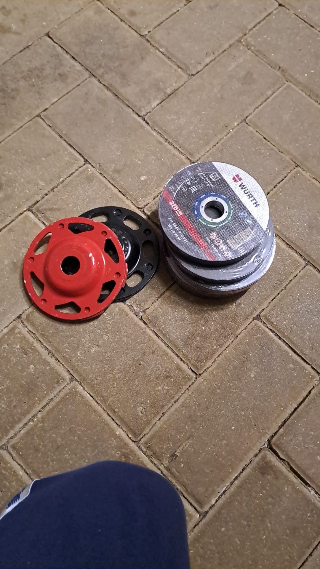 Vând consumabile hilti