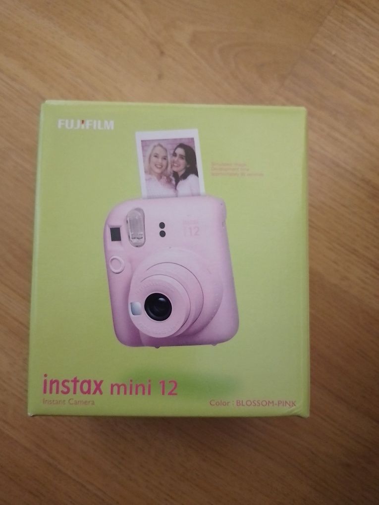 Fujifilm Instax Mini 12 (розов) – неработещ, за части