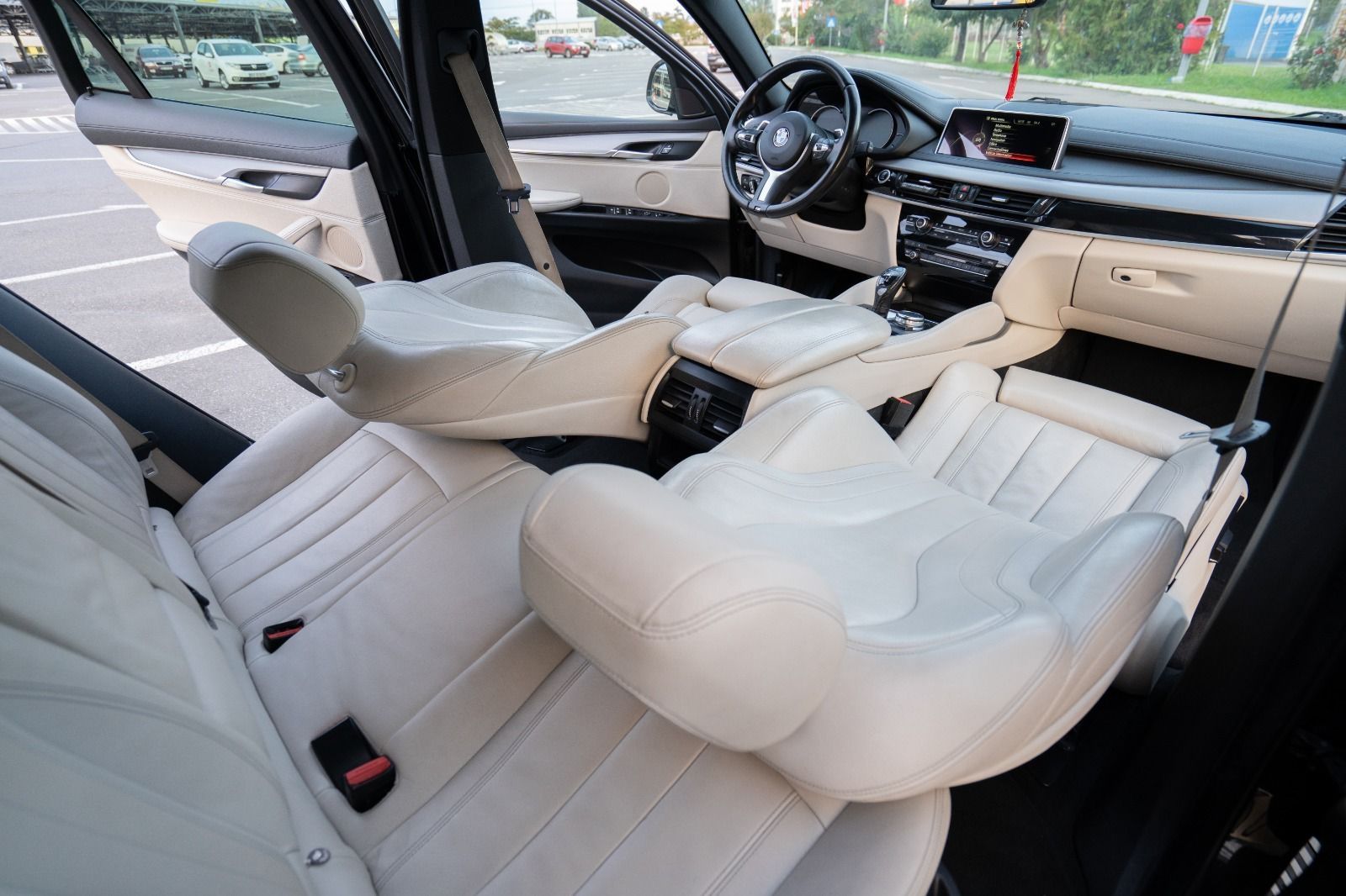 Bmw x6 an 2015 propietar