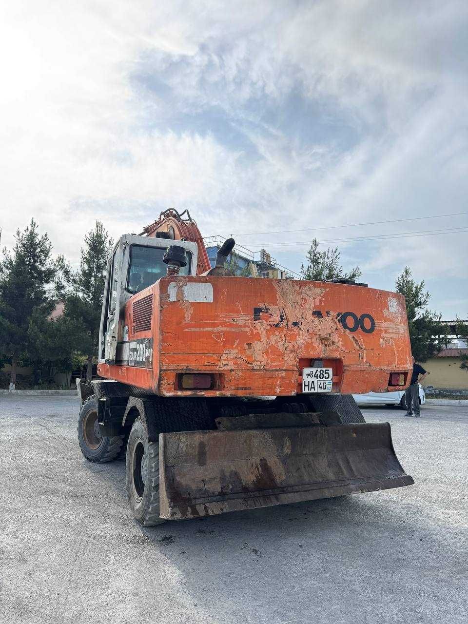 Экскаватор DAEWOO SOLAR-200W