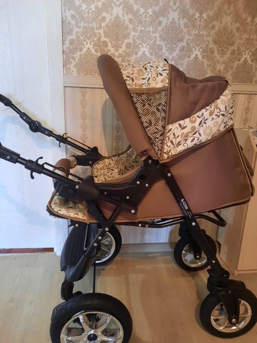 Детская коляска зима- лето