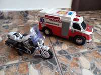 Ambulanta cu sirene + motocicleta politie, marca Jumbo